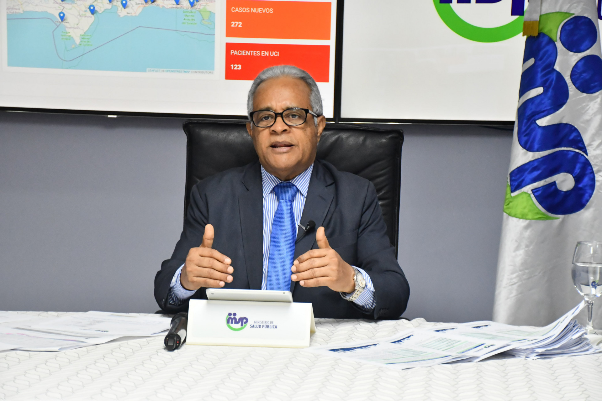 REPÚBLICA DOMINICANA: Ministro de Salud Pública llama a la población a mantener medidas para prevenir el COVID-19; jóvenes representan vía importante de contagios