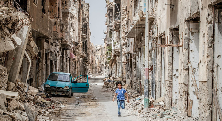 Guterres pide que se investiguen las fosas comunes descubiertas en Libia