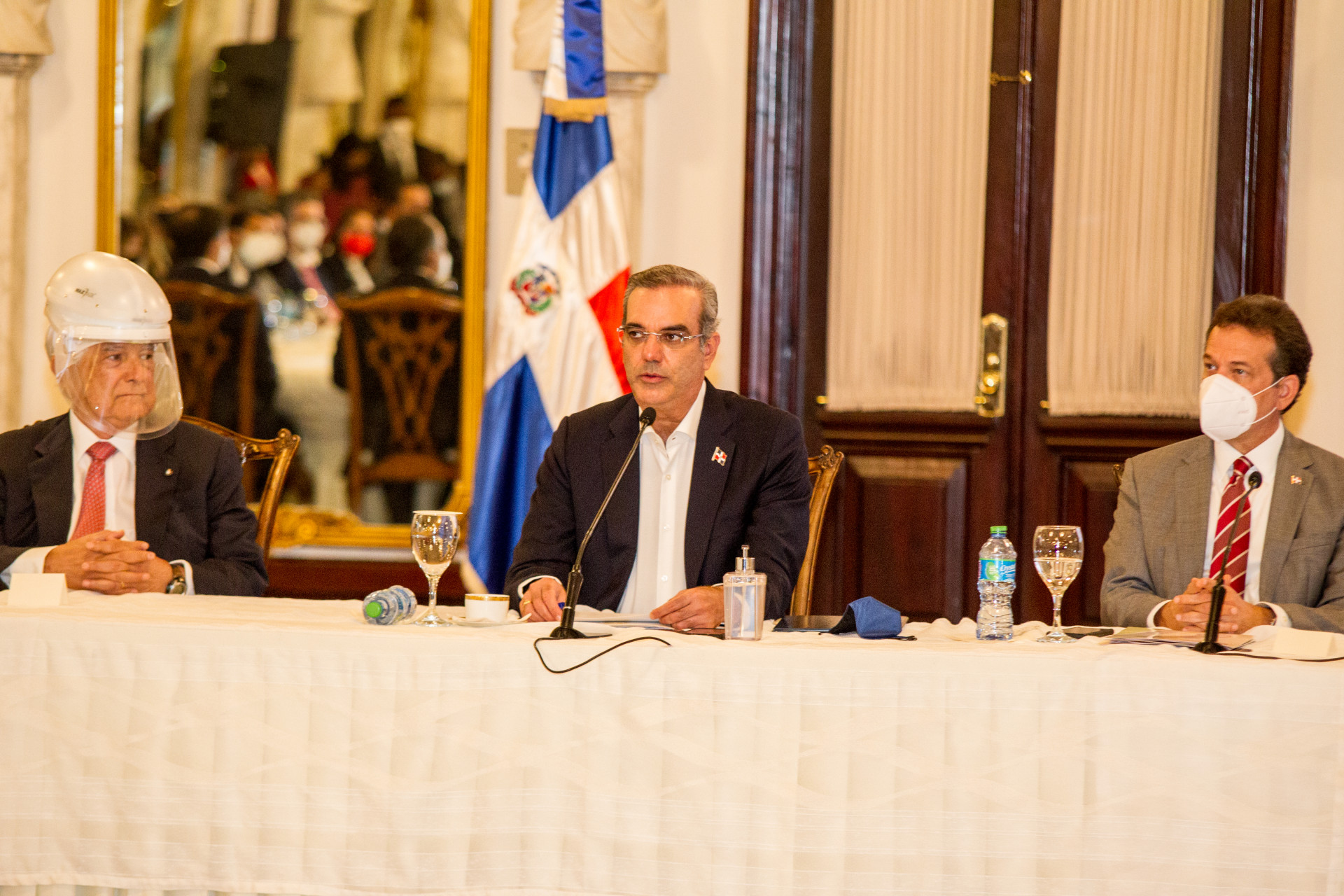 REPÚBLICA DOMINICANA: Presidente Abinader crea mediante decreto 588-20 Mesa Presidencial de la Industrialización