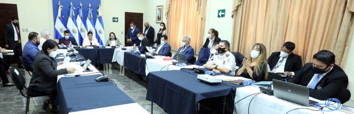 EL SALVADOR: Comisión Especial de Antejuicio contra viceministro de Seguridad Pública recibe pruebas de la fiscalía y defensa