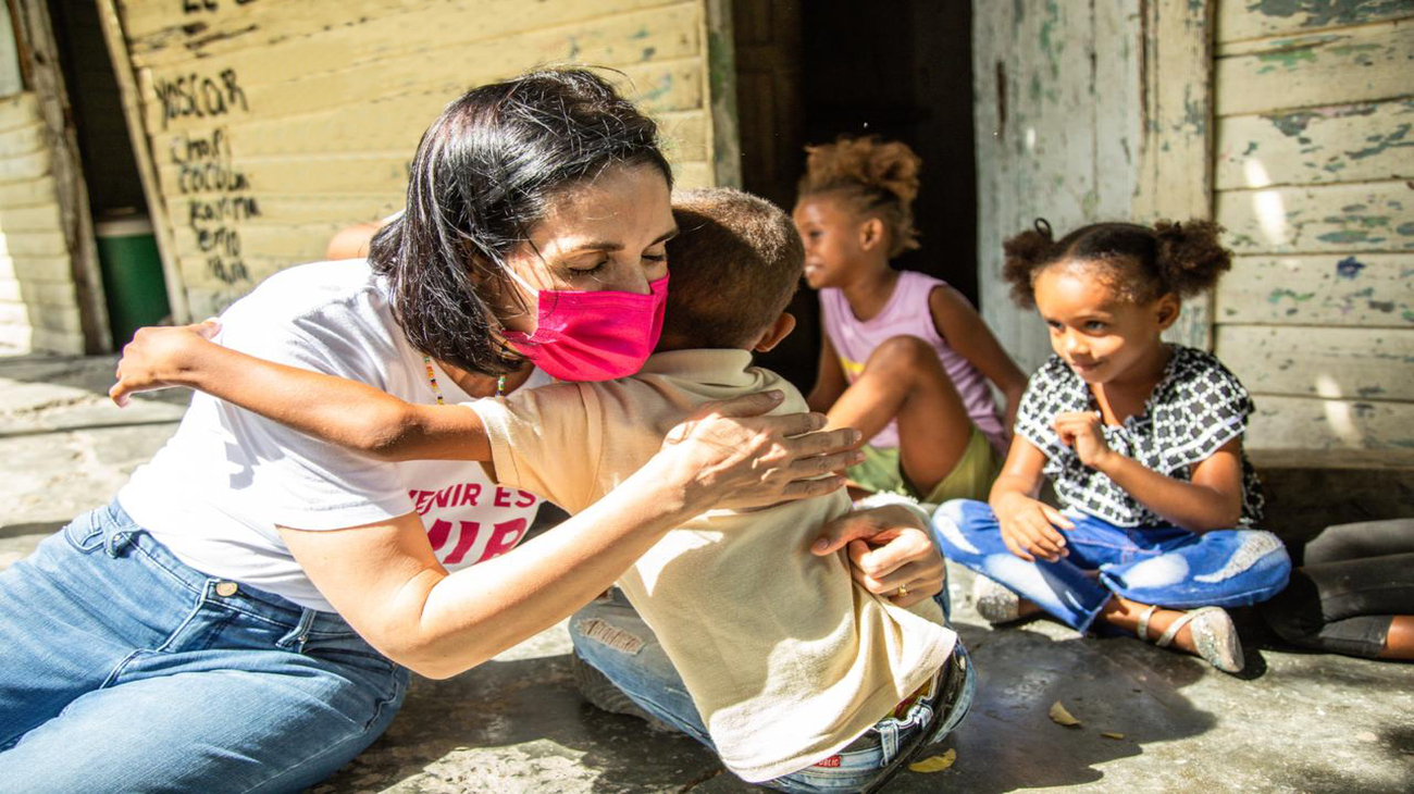 REPÚBLICA DOMINICANA: Desde la presidencia del Gabinete de Niñez y Adolescencia, la primera dama trabajará con pasión por los menores