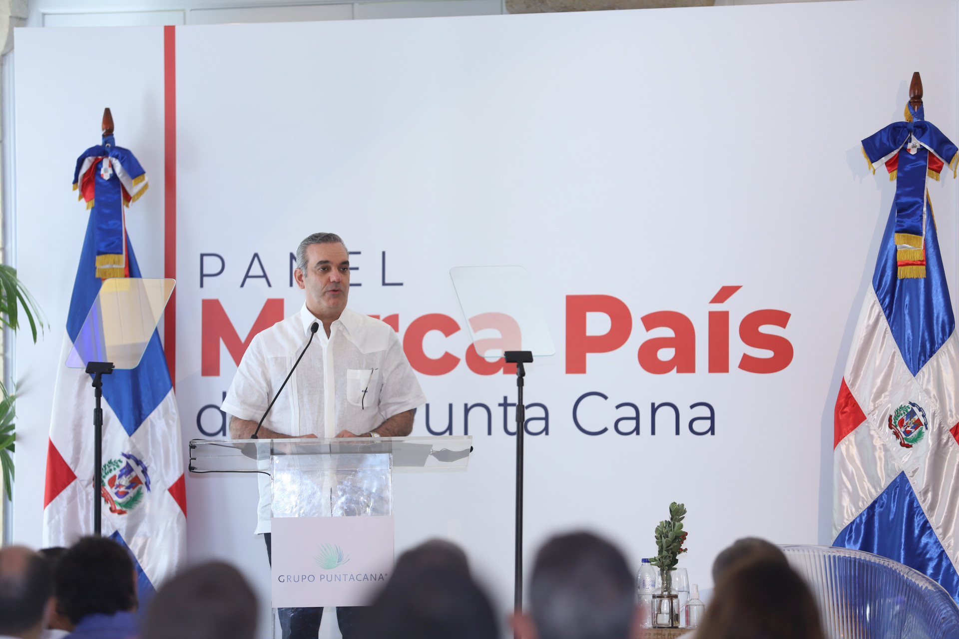 REPÚBLICA DOMINICANA: Presidente Abinader define como esperanzadora la defensa del sector privado a Marca País