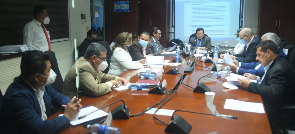 EL SALVADOR: Comisión de Seguridad Pública avaló la creación de la Policía Rural