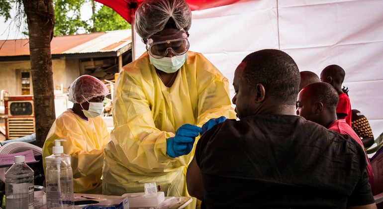 UNICEF y la OMS anuncian la creación de una reserva mundial de vacunas contra el Ébola