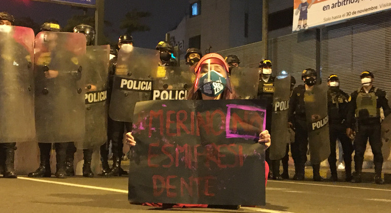 La policía usó fuerza innecesaria y excesiva durante las protestas de noviembre en Perú