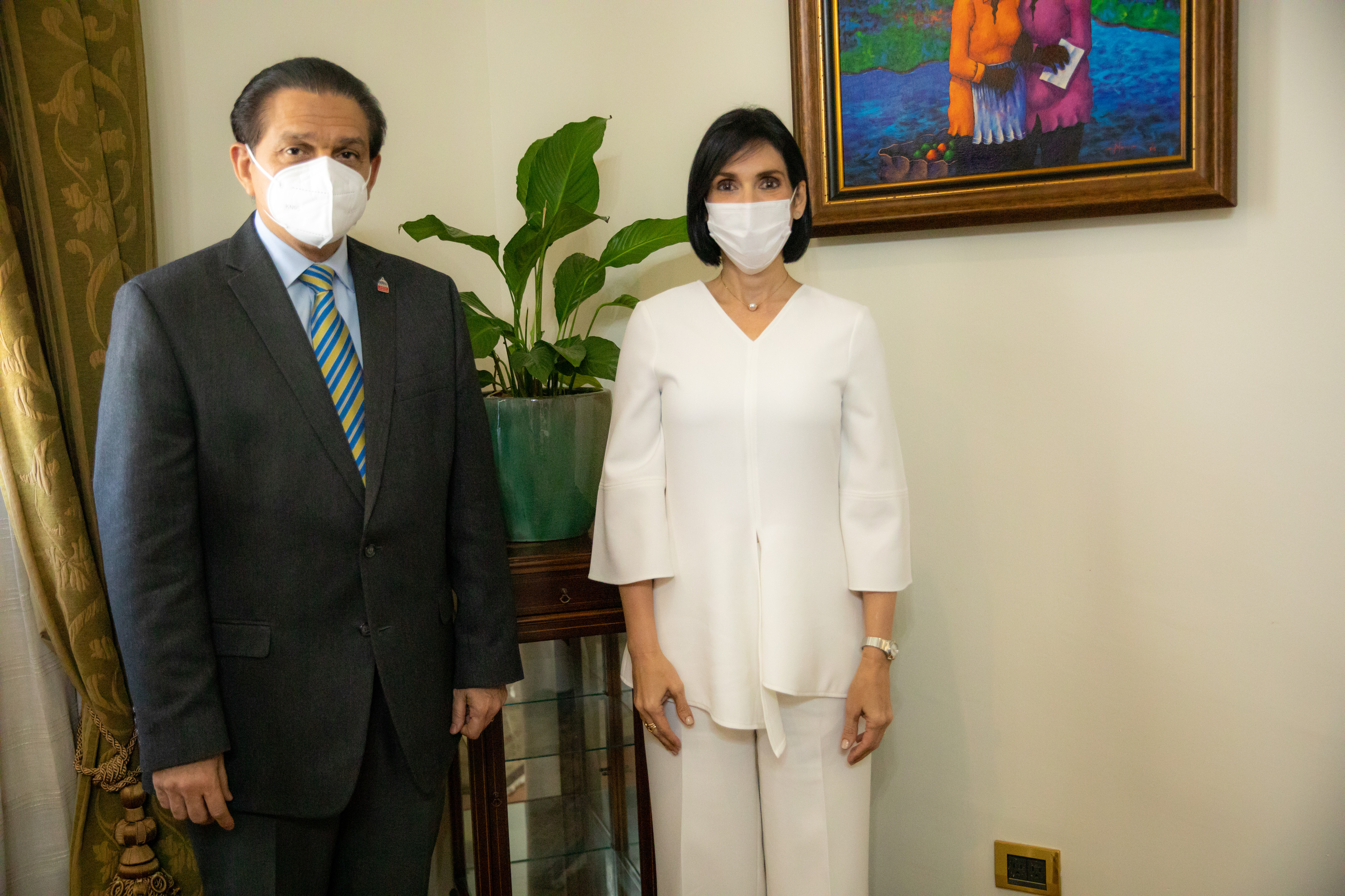 REPÚBLICA DOMINICANA: Ministro de Salud y primera dama coinciden en que se debe mejorar los servicios del CAID