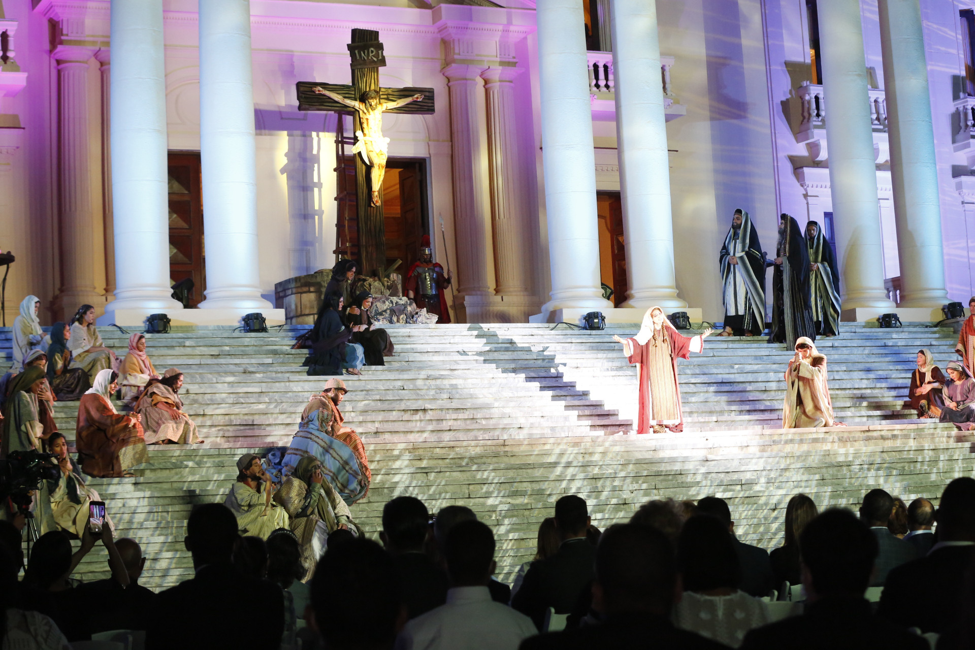 REPÚBLICA DOMINICANA: Primera dama presenta en el Palacio Nacional la pieza musical Las Siete Palabras