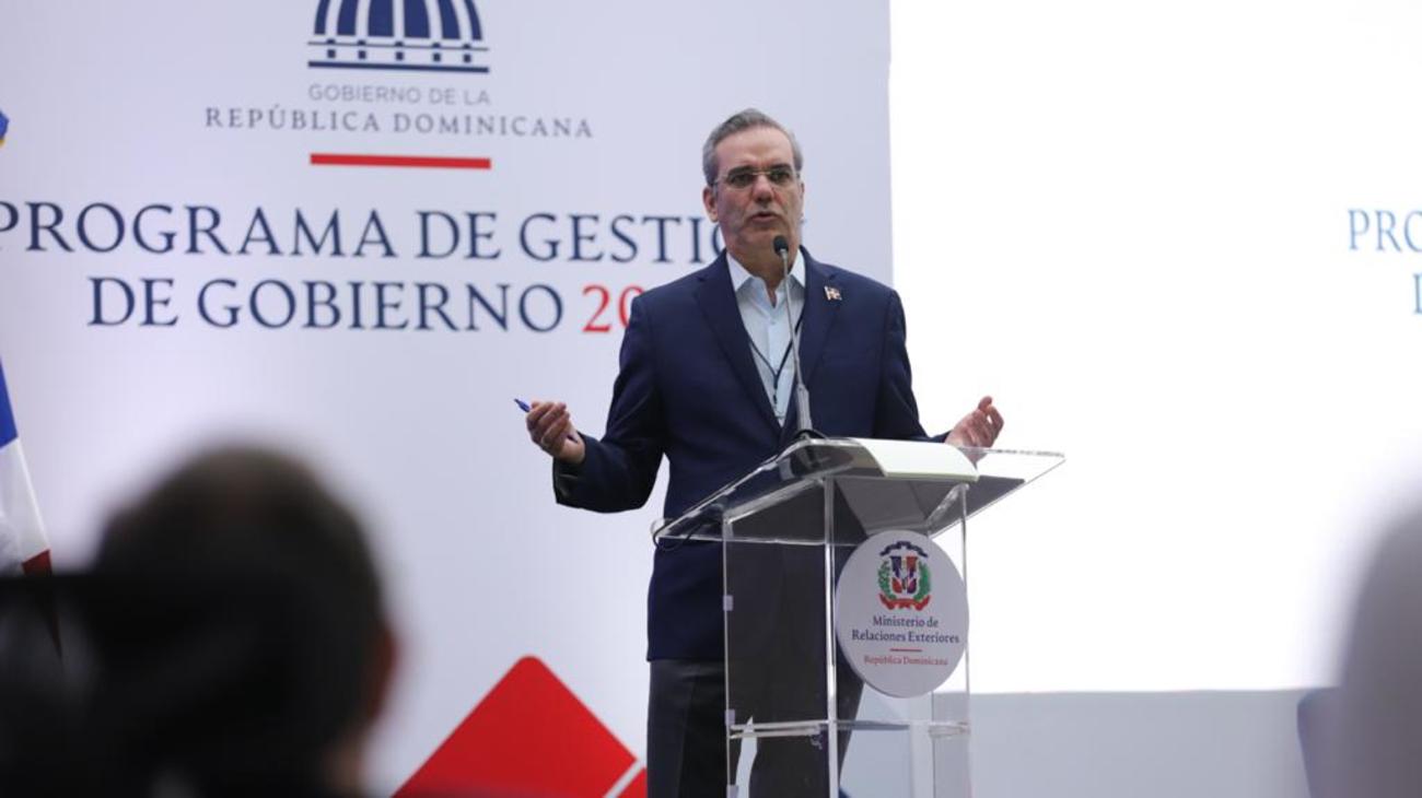REPÚBLICA DOMINICANA: Ministros y directores generales evalúan gestión de Gobierno y su planificación