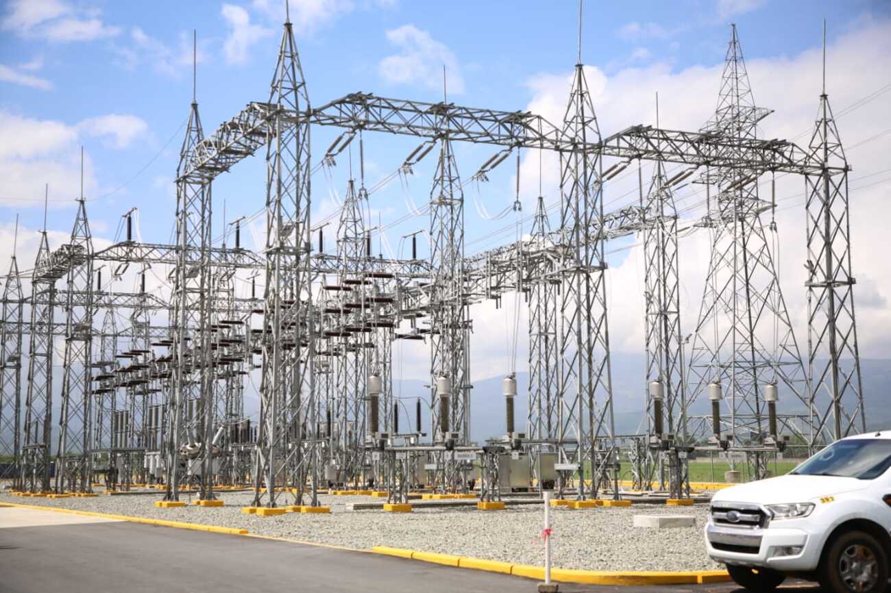 REPÚBLICA DOMINICANA: Autoridades del sector eléctrico garantizan el 98% de la demanda de energía a nivel nacional