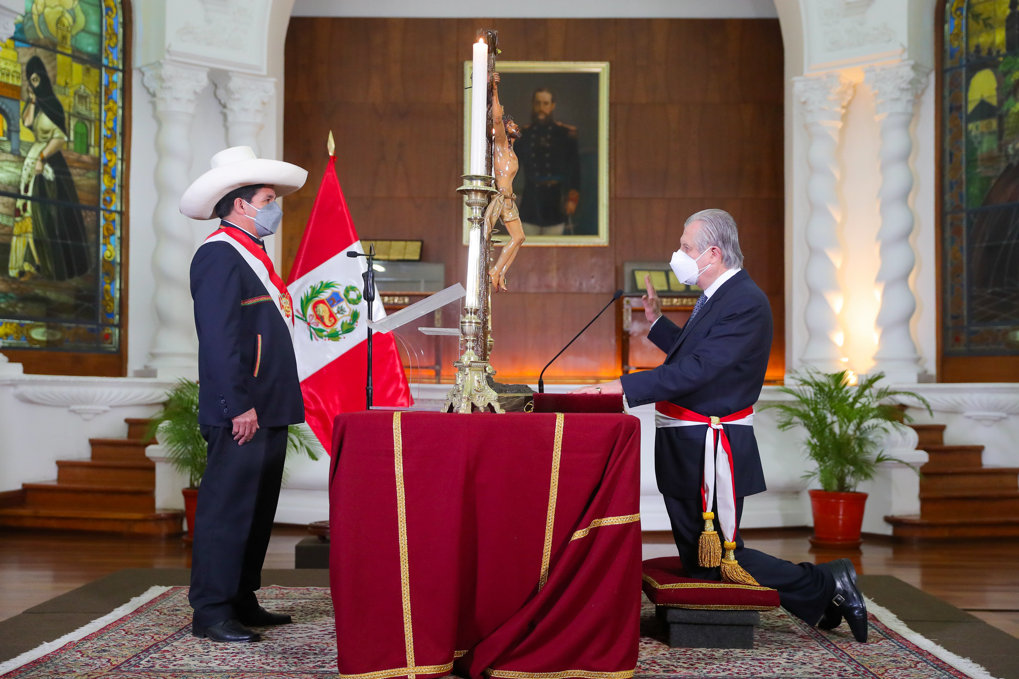 PERÚ: Presidente Castillo toma juramento a ministro de Relaciones Exteriores