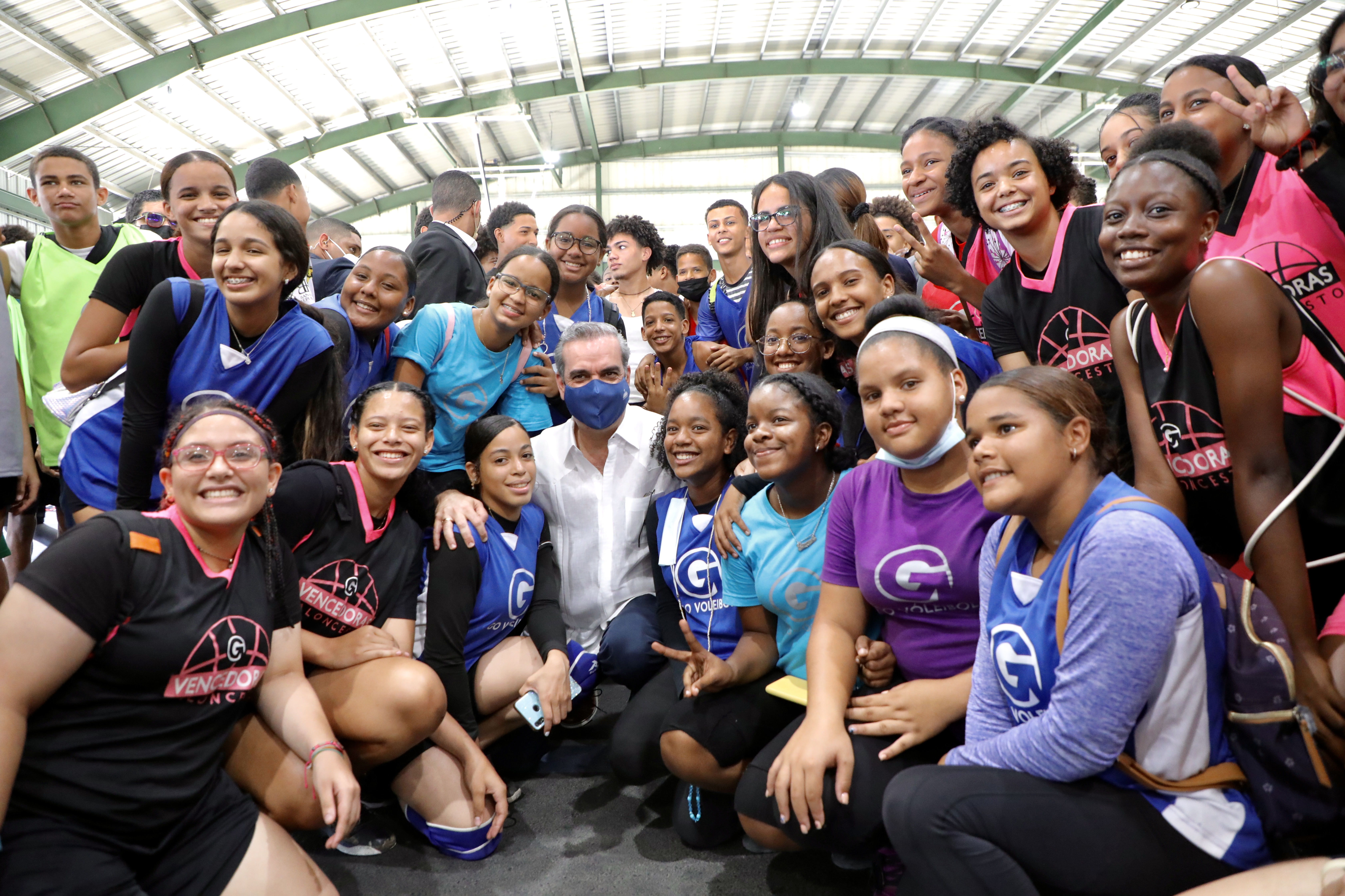 REPÚBLICA DOMINICANA: Presidente Abinader respalda deporte y juventud en Santiago