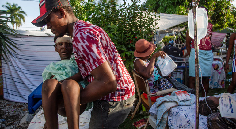 La agencia para la salud en América pide a la comunidad internacional ayuda para Haití