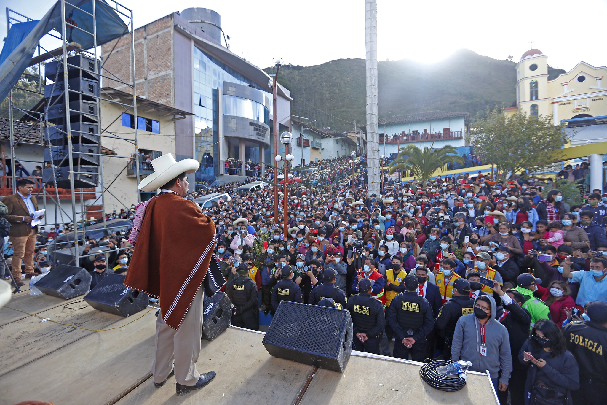 Presidente Castillo anuncia reinicio de trabajos en carretera Guineamayo - La Palma de Cajamarca que fue abandonada hace dos años