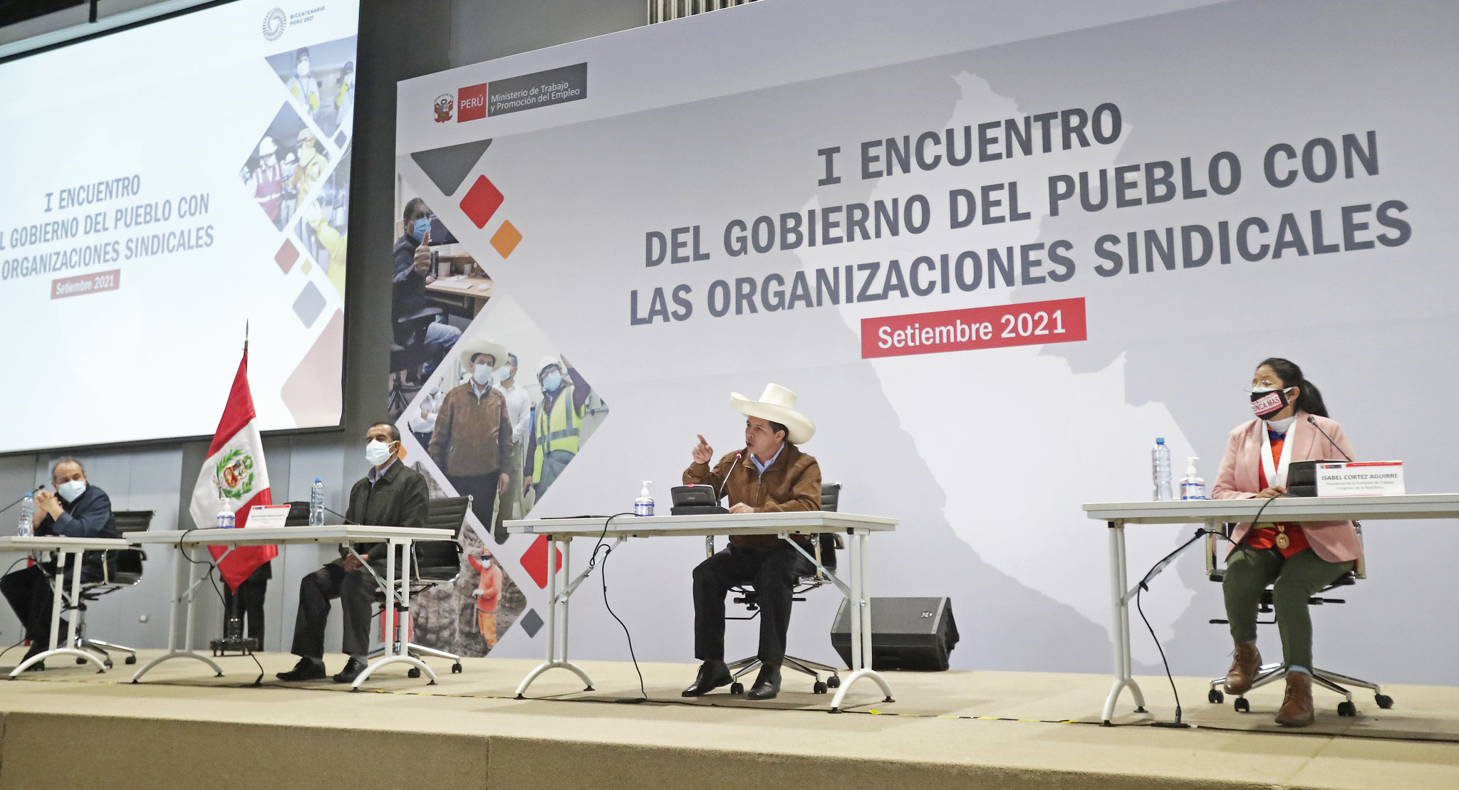 Presidente Castillo asegura que su gobierno trabajará para eliminar leyes represivas que atenten contra los derechos laborales