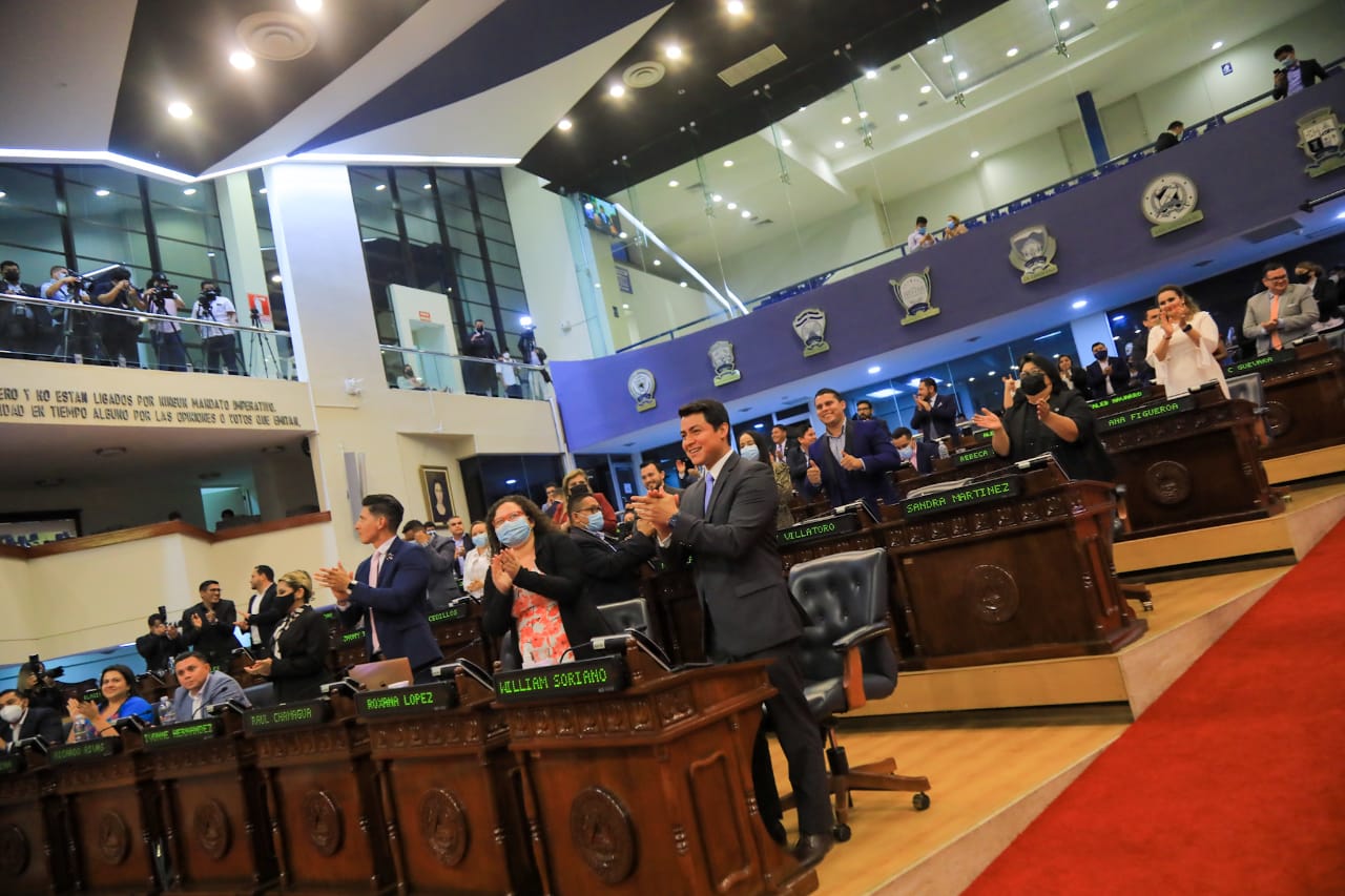 EL SALVADOR: Nueva Asamblea Legislativa impulsa renovación al interior de la Corte Suprema de Justicia