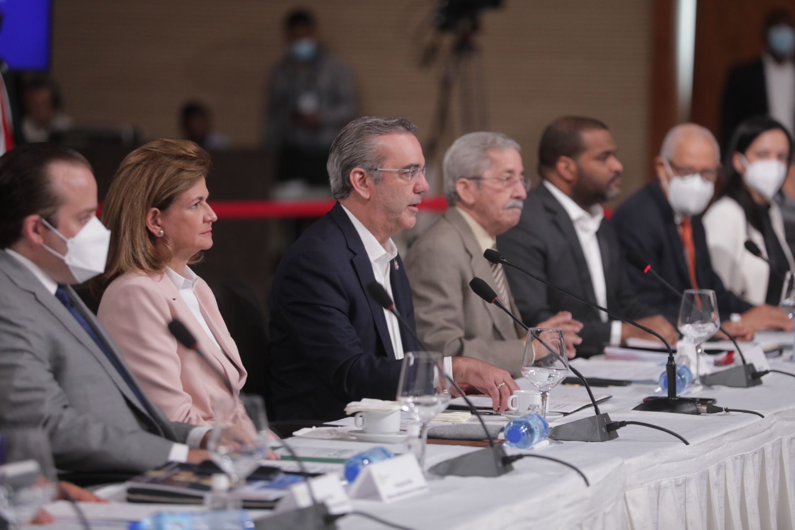REPÚBLICA DOMINICANA: Presidente Abinader propone en Diálogo Nacional reforma a la Constitución para transformar la justicia