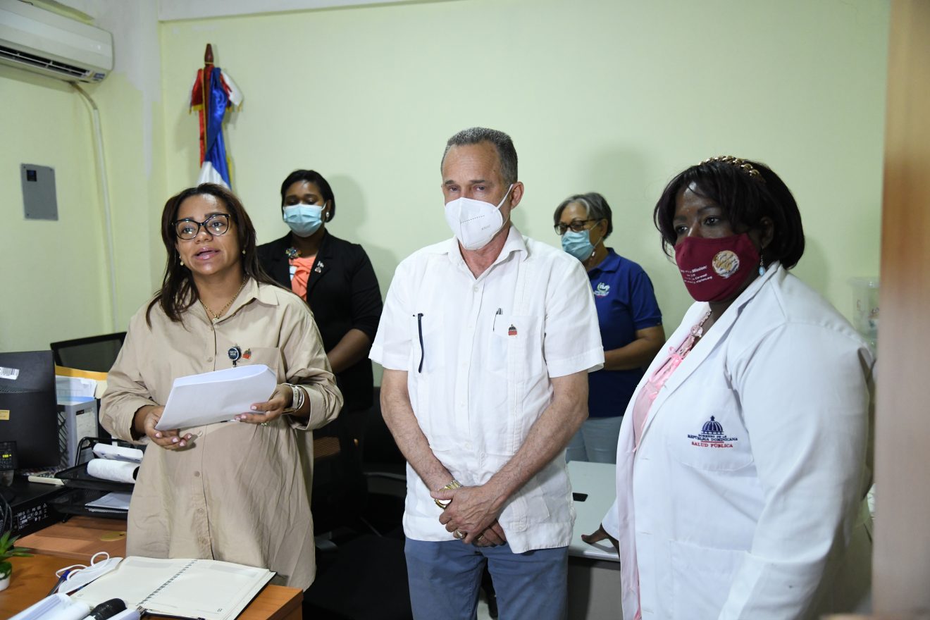 REPÚBLICA DOMINICANA: Gobierno extiende tiempo de servicio a personal COVID asignado al Área VIII de Salud
