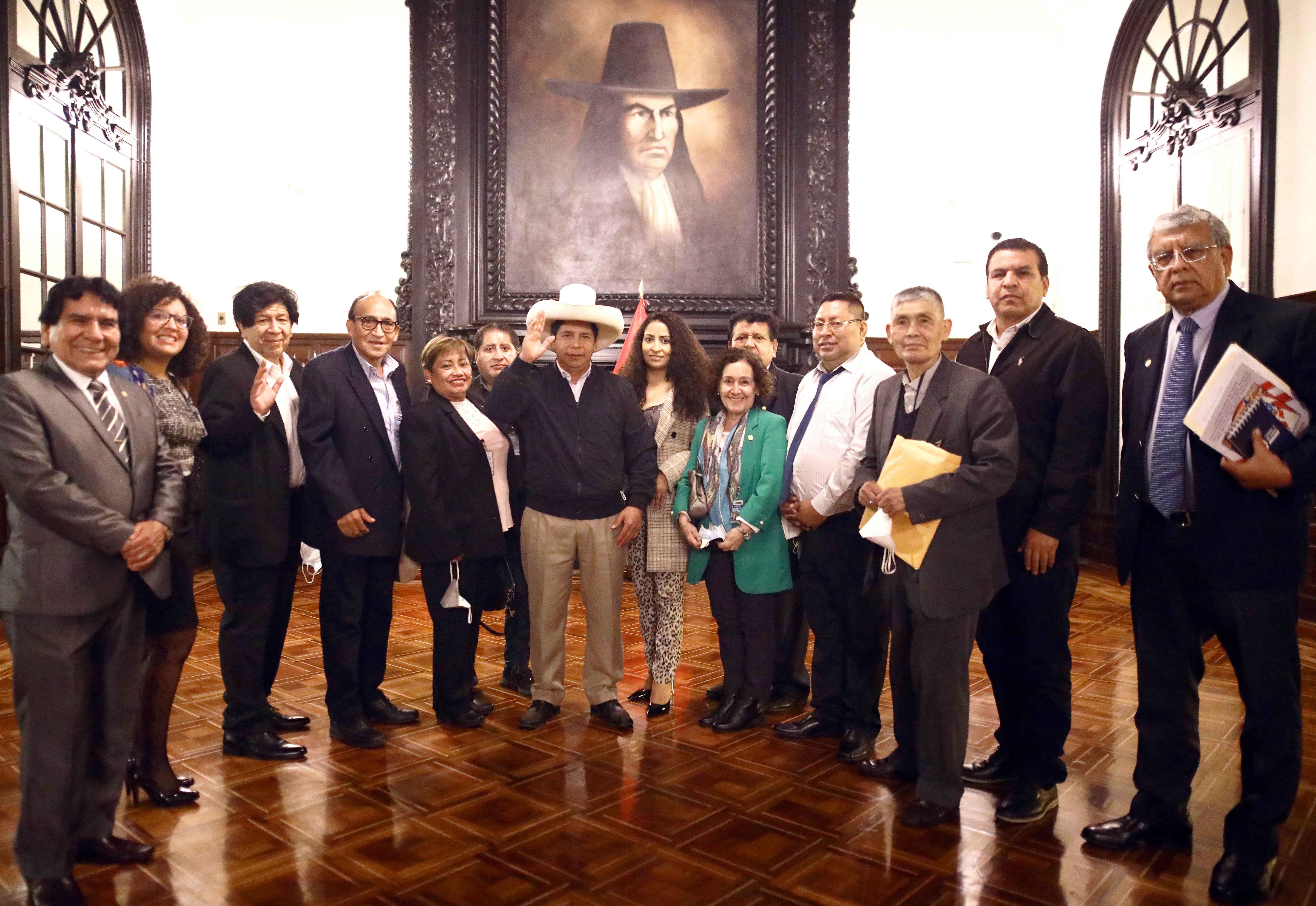 El presidente Pedro Castillo se reunió con las asociaciones de radio y televisión de las regiones y el Colegio de Periodistas del Perú