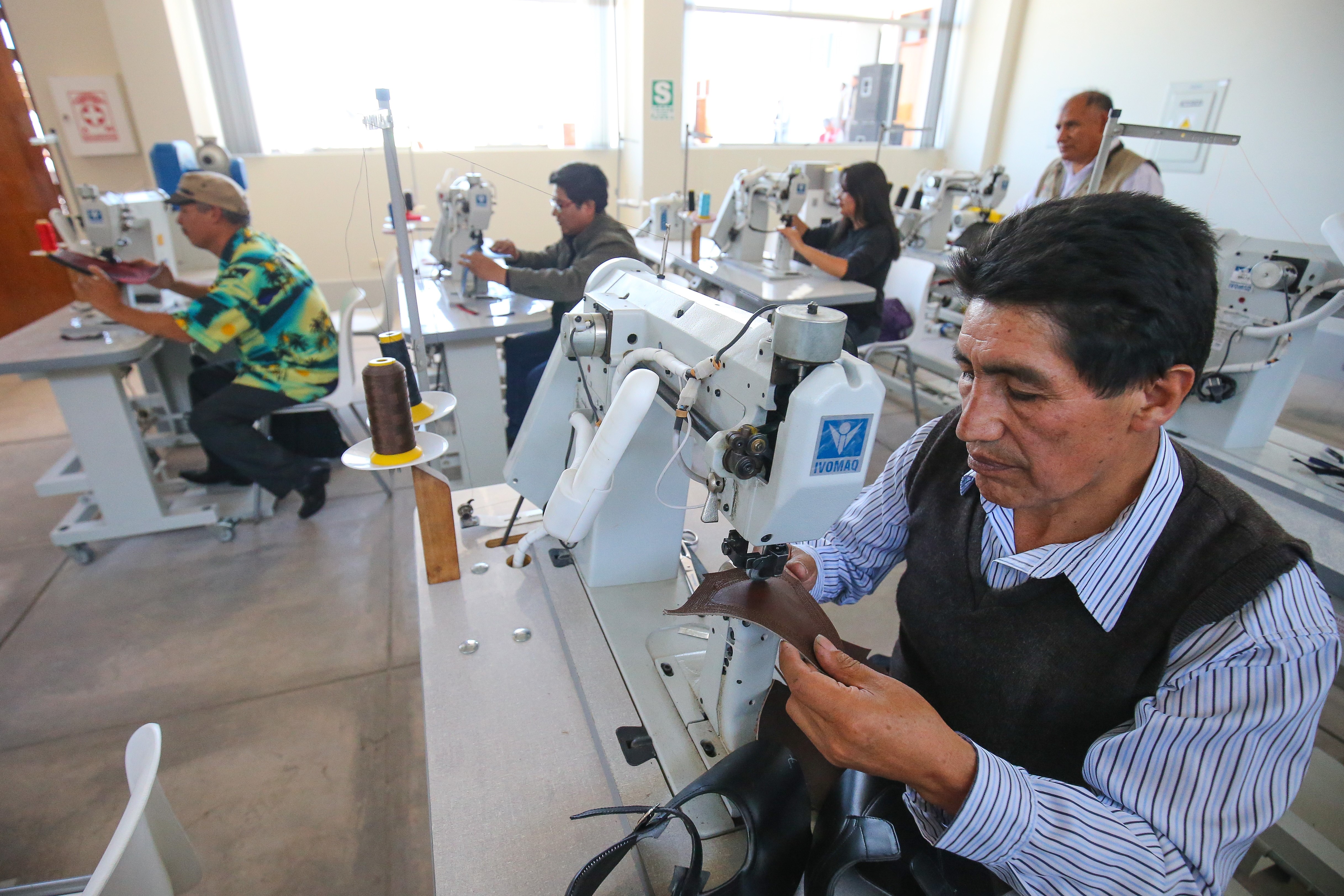 PERÚ: Gobierno amplía hasta el 30 de abril de 2022 plazo de desembolso del subsidio para la recuperación del empleo formal en el sector privado