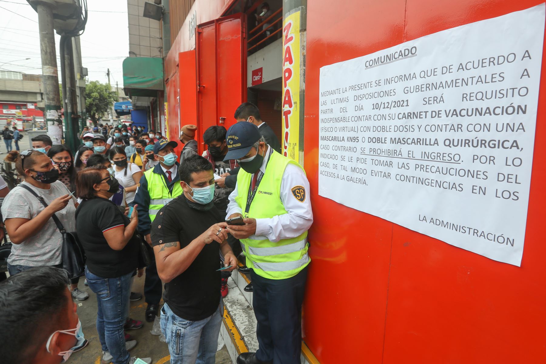 PERÚ: Gobierno establece medidas para reforzar acciones de vigilancia y prevención de la transmisión de la COVID-19