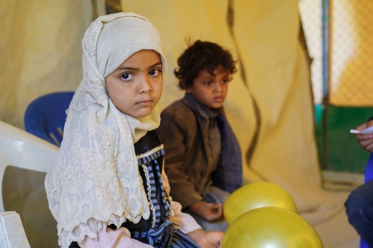 Aasifa y su hermano Wardan experimentan trastornos psicológicos causados por el conflicto en marcha en Yemen.