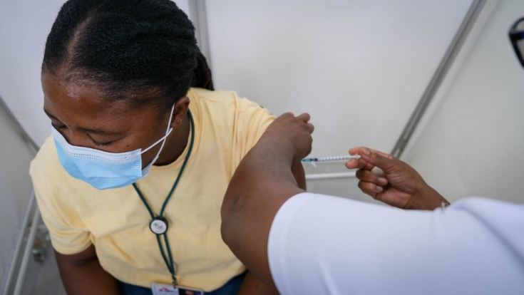 Vacunación contra la COVID-19 en Khayelitsha.