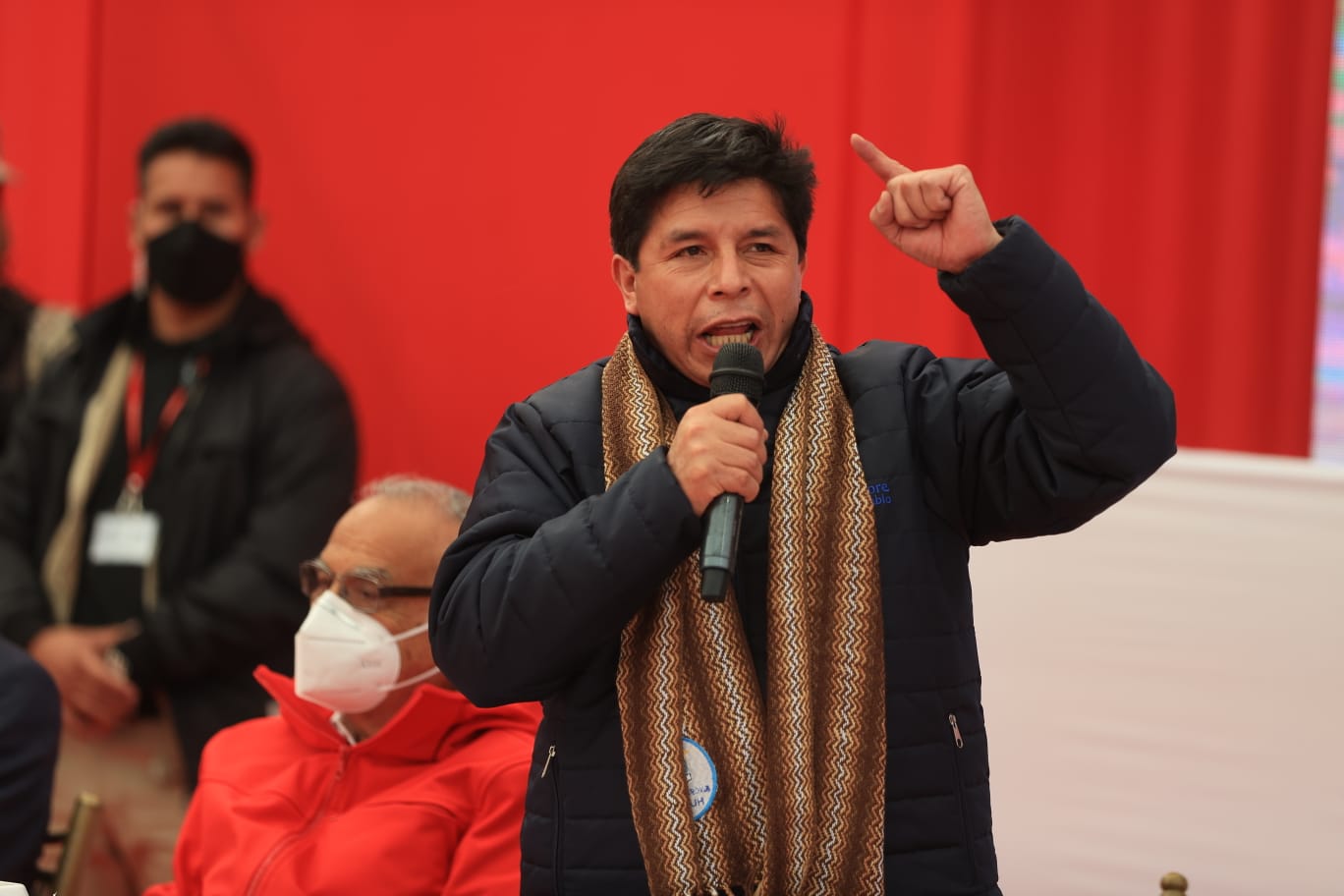 PERÚ: Presidente Castillo anuncia proyecto de ley para que delincuentes trabajen y asuman sus gastos