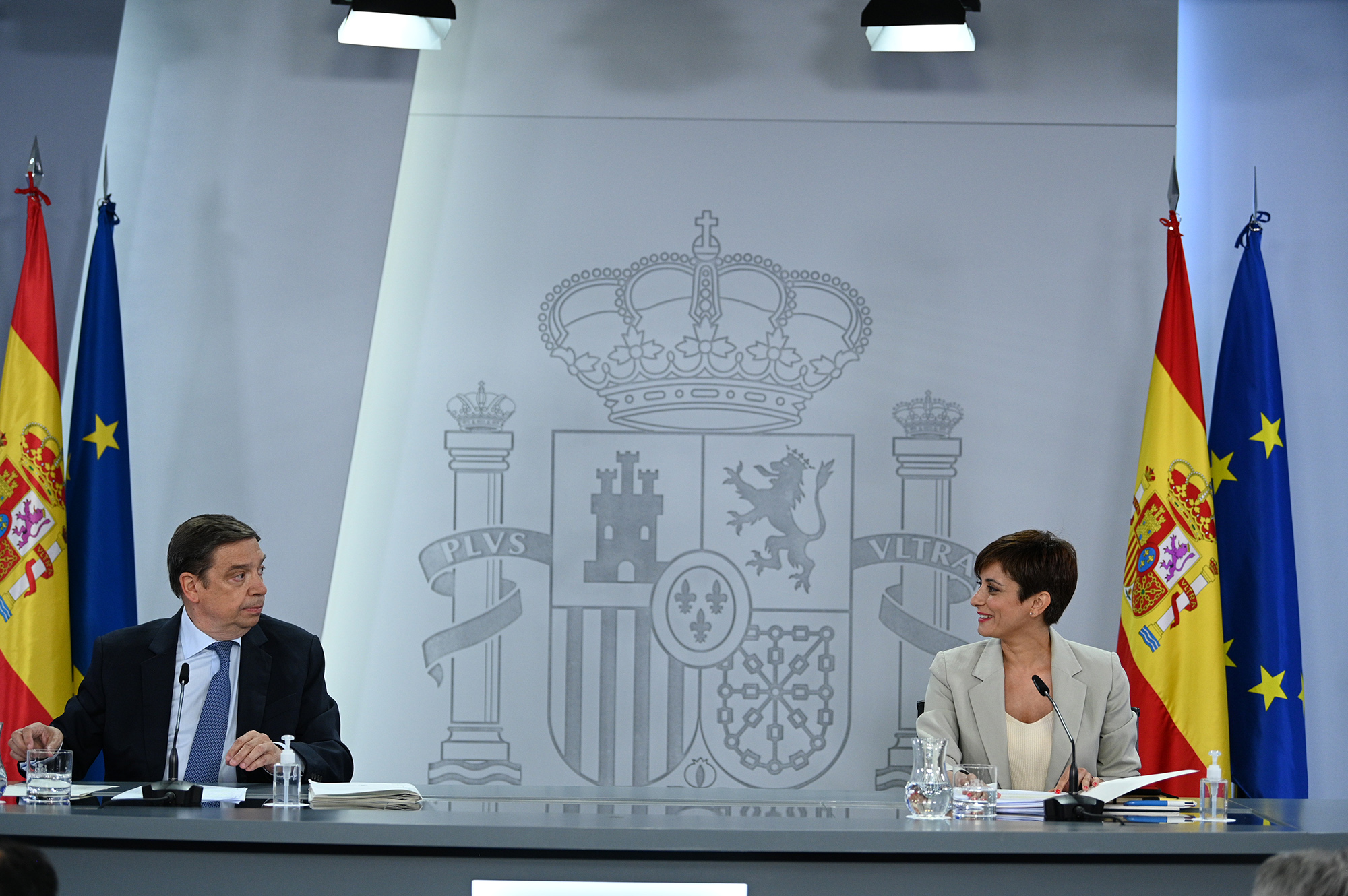 El ministro Luis Planas y la ministra Isabel Rodríguez, en la rueda de prensa posterior al Consejo de Ministros