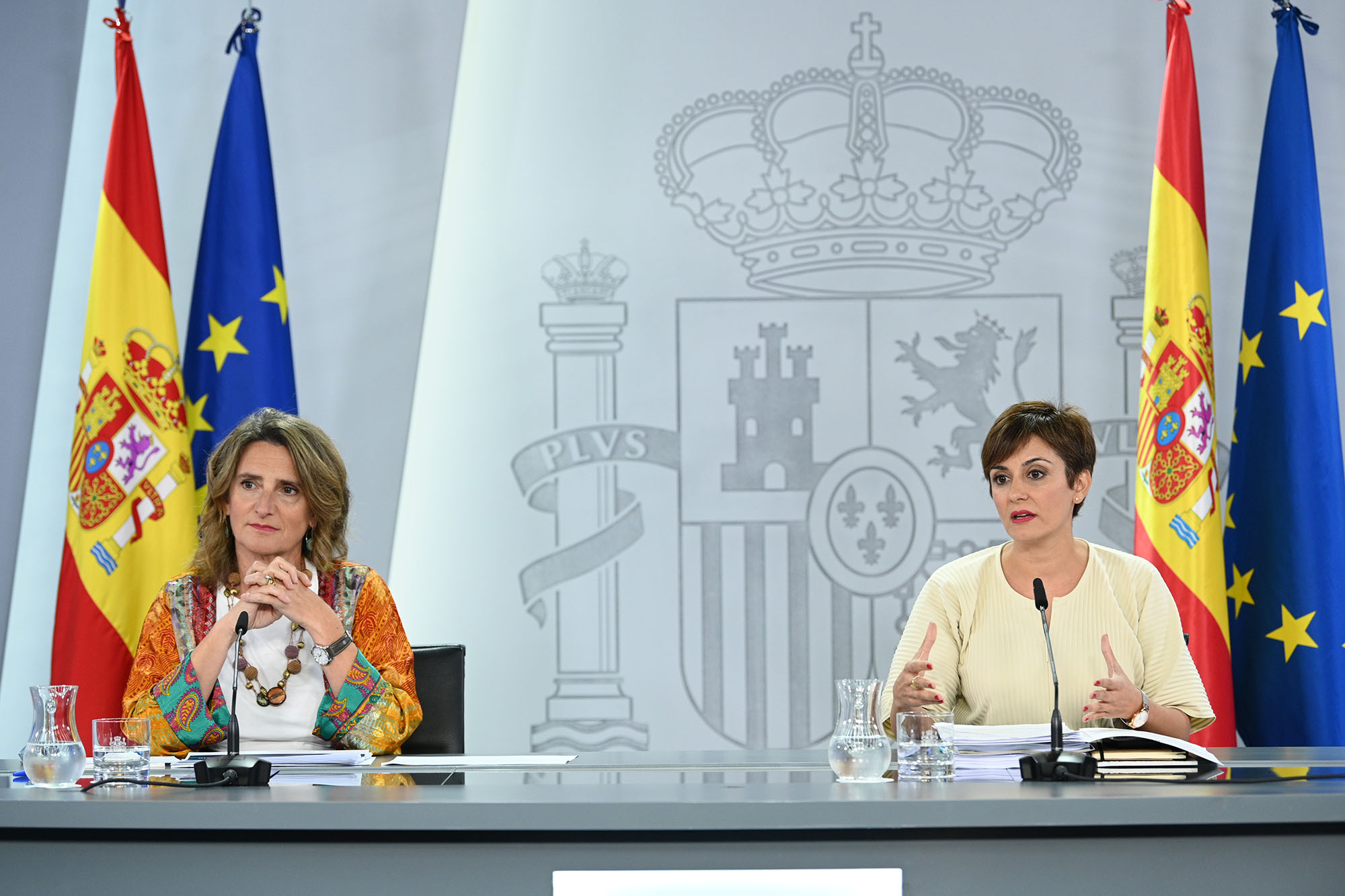 La vicepresidenta Teresa Ribera y la ministra Isabel Rodríguez, en la rueda de prensa posterior al Consejo de Ministros