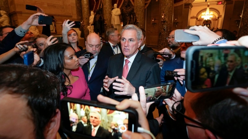 McCarthy acaricia la presidencia de la Cámara Baja tras una negociación agotadora