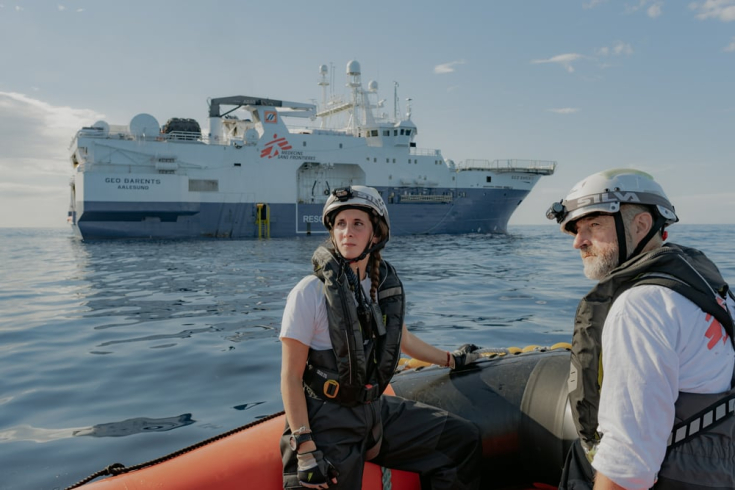Fulvia e Íñigo, del equipo de MSF a bordo del Geo Barents. 