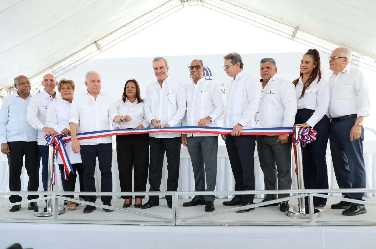 REPÚBLICA DOMINICANA: Lee más sobre Con una inversión de RD 229 millones, Presidente Abinader entrega diversas obras de infraestructura en SDN