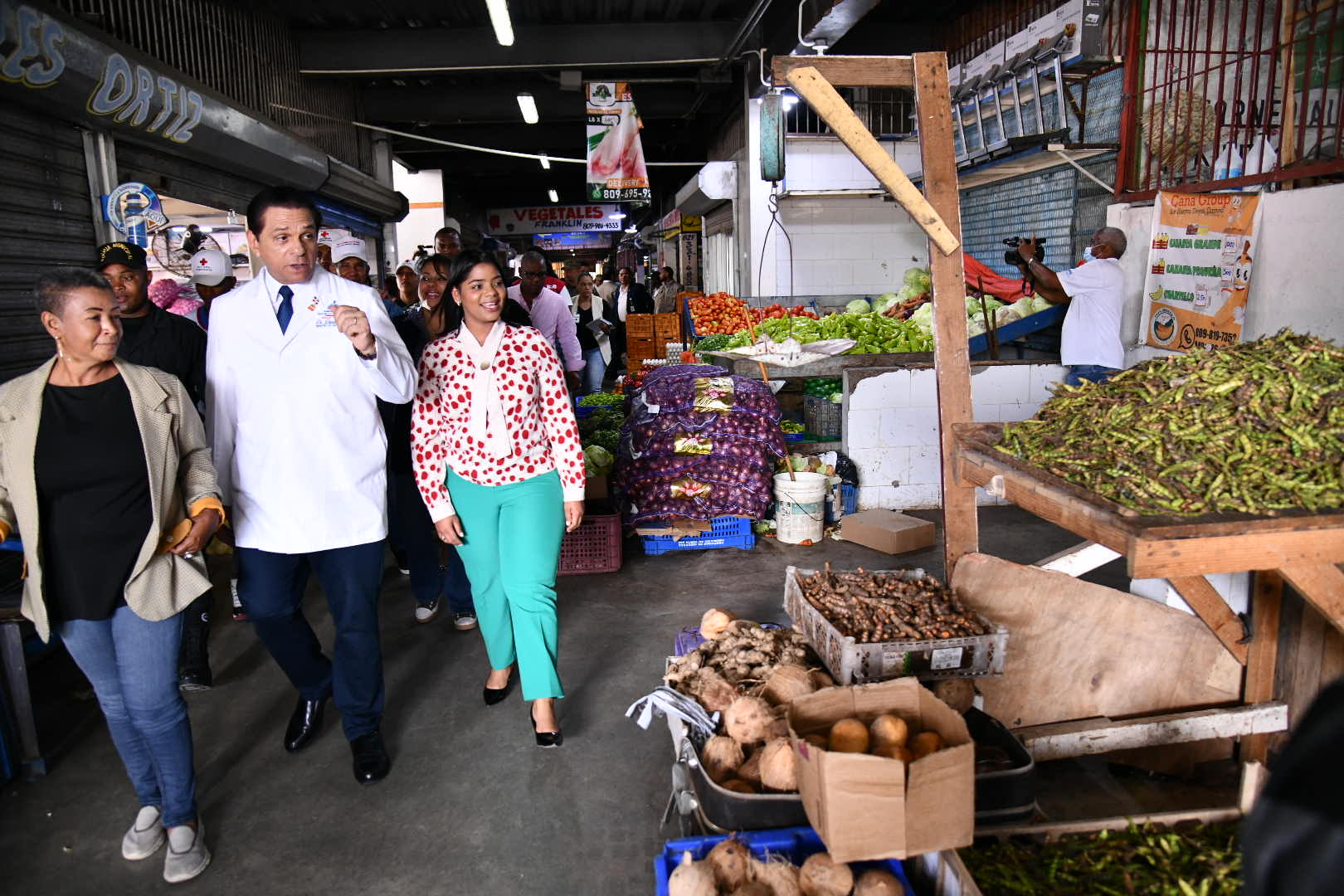 REPÚBLICA DOMINICANA: Autoridades del Ministerio de Salud Pública recorren Mercado Municipal de El Almirante para verificar condiciones de salubridad