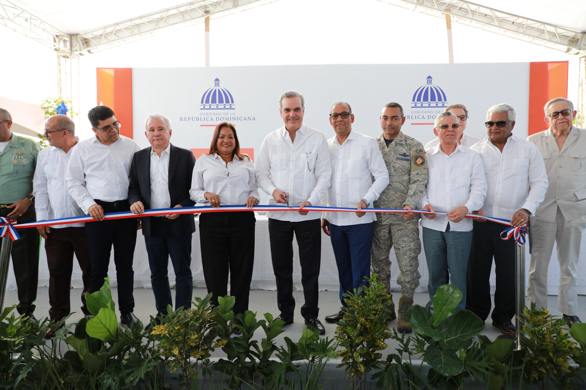 REPÚBLICA DOMINICANA: Presidente Abinader inaugura primera etapa de la prolongación Avenida Ecológica en SDE