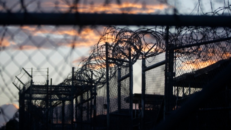 EEUU devuelve a dos hermanos pakistaníes, detenidos durante casi 20 años en la prisión de Guantánamo