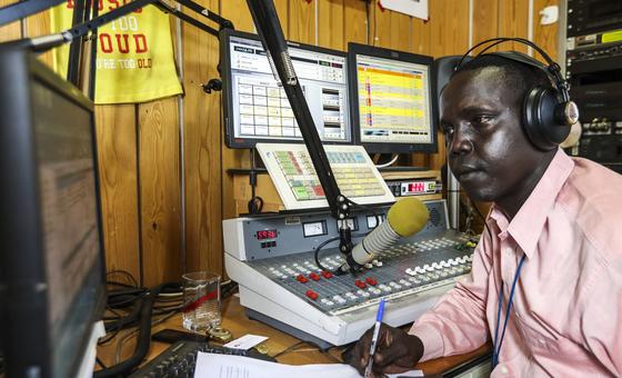 La radio, un instrumento fundamental para la construcción de la paz