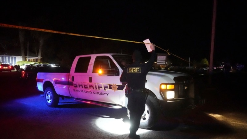 Dos pandilleros arrestados en relación con masacre en California: policía