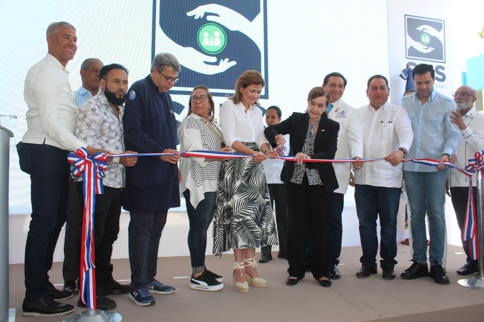 REPÚBLICA DOMINICANA: Gobierno inaugura segunda etapa remozamiento Hospital Municipal Dr. Luis Espaillat de Sabana Iglesia