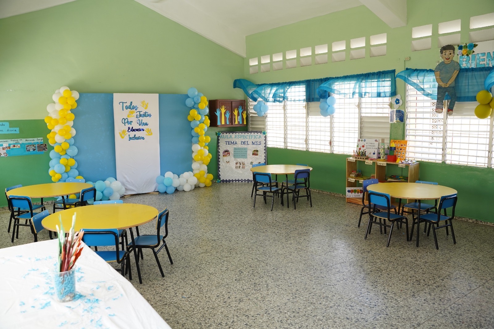REPÚBLICA DOMINICANA: Ministerio de Educación entrega en San Cristóbal la octava aula específica para niños con autismo y discapacidad intelectual