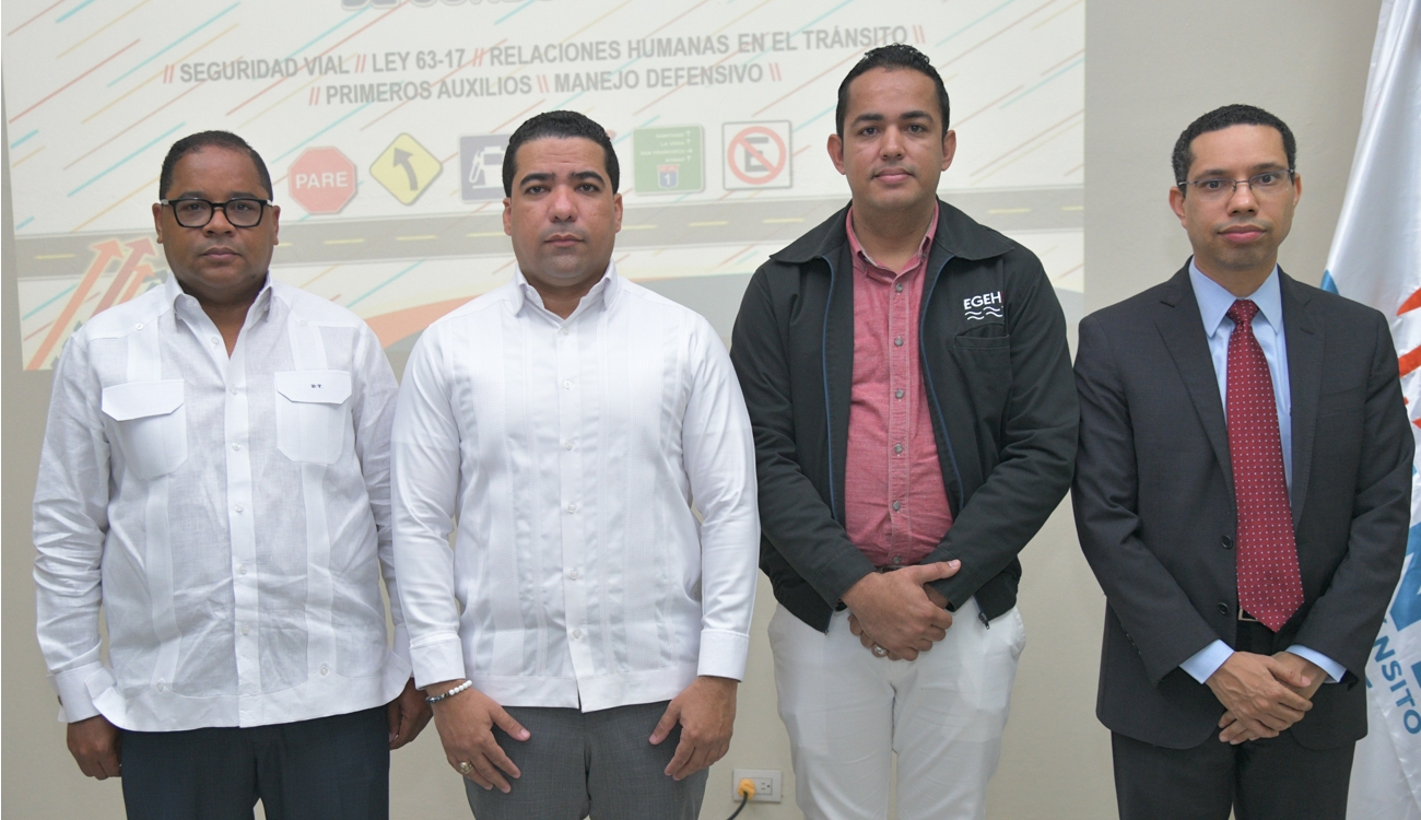 REPÚBLICA DOMINICANA: Intrant inicia curso de formación profesional para conductores de EGEHID