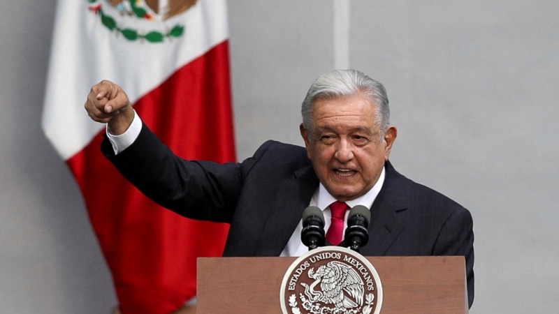 Presidente de México llama 
