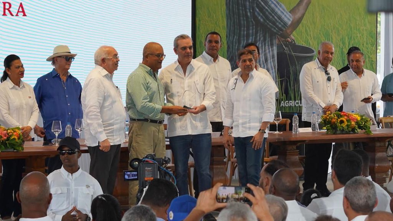 REPÚBLICA DOMINICANA: Presidente Abinader resalta aportes del sector agrícola y ofrece apoyo de compra 20 millones de huevos a productores