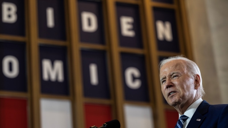 Biden se aferra a la economía para impulsar su candidatura a la Casa Blanca