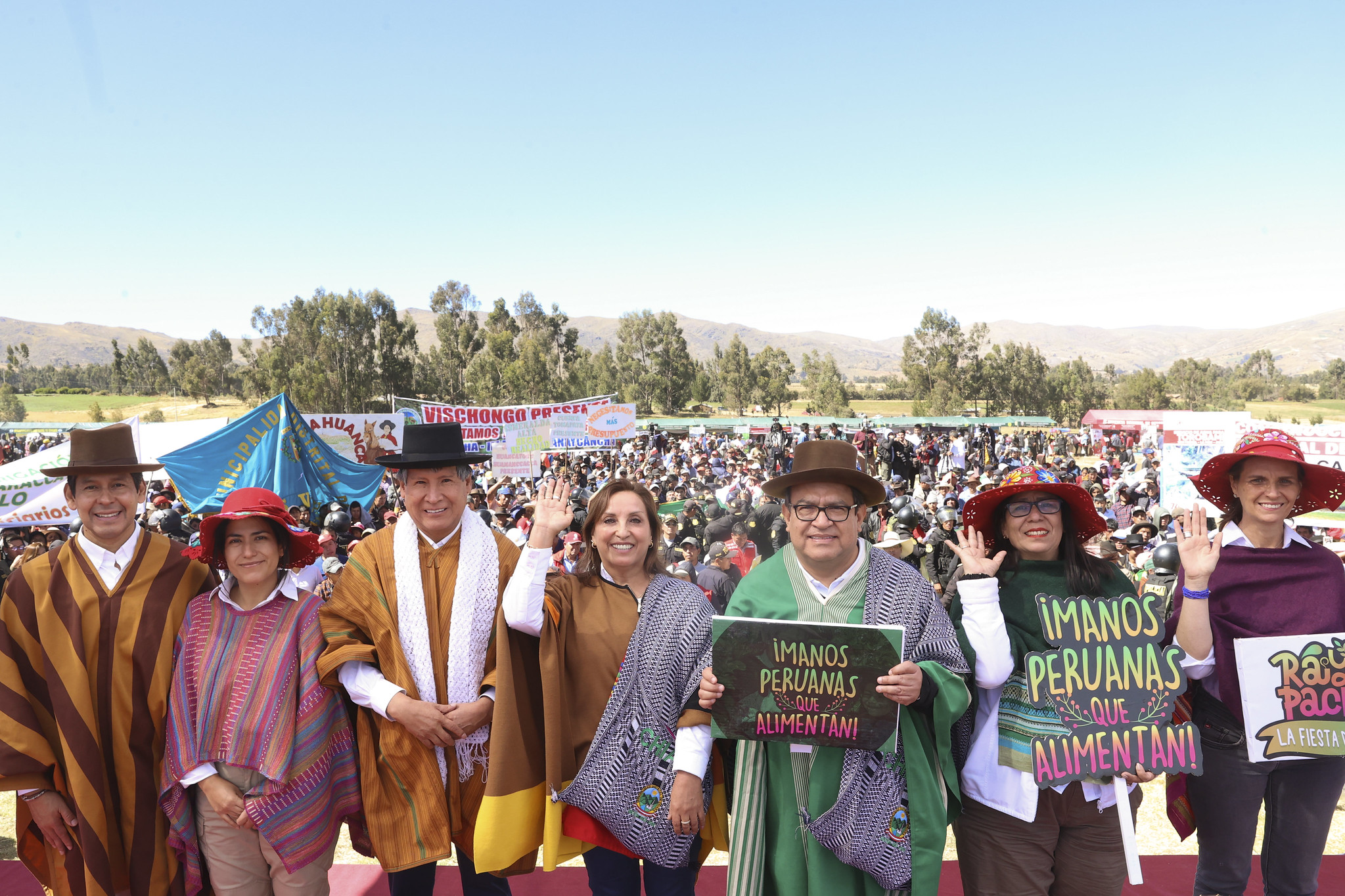PERÚ: Presidenta Boluarte en Ayacucho: Gobierno invirtió más de S/ 1 000 millones para impulsar la agricultura y mejorar ingresos de productores