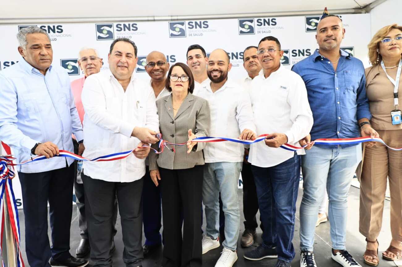 REPÚBLICA DOMINICANA: SNS entrega dos Centros de Primer Nivel en Santiago Rodríguez