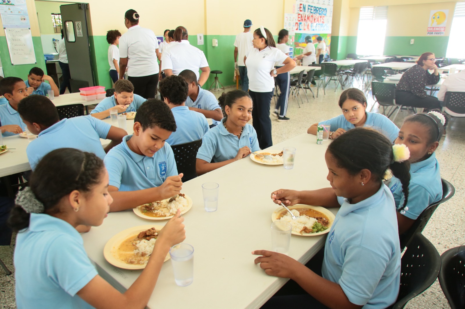 REPÚBLICA DOMINICANA: INABIE termina año escolar con más de 957 millones de raciones alimenticias entregadas y mejoras en el menú