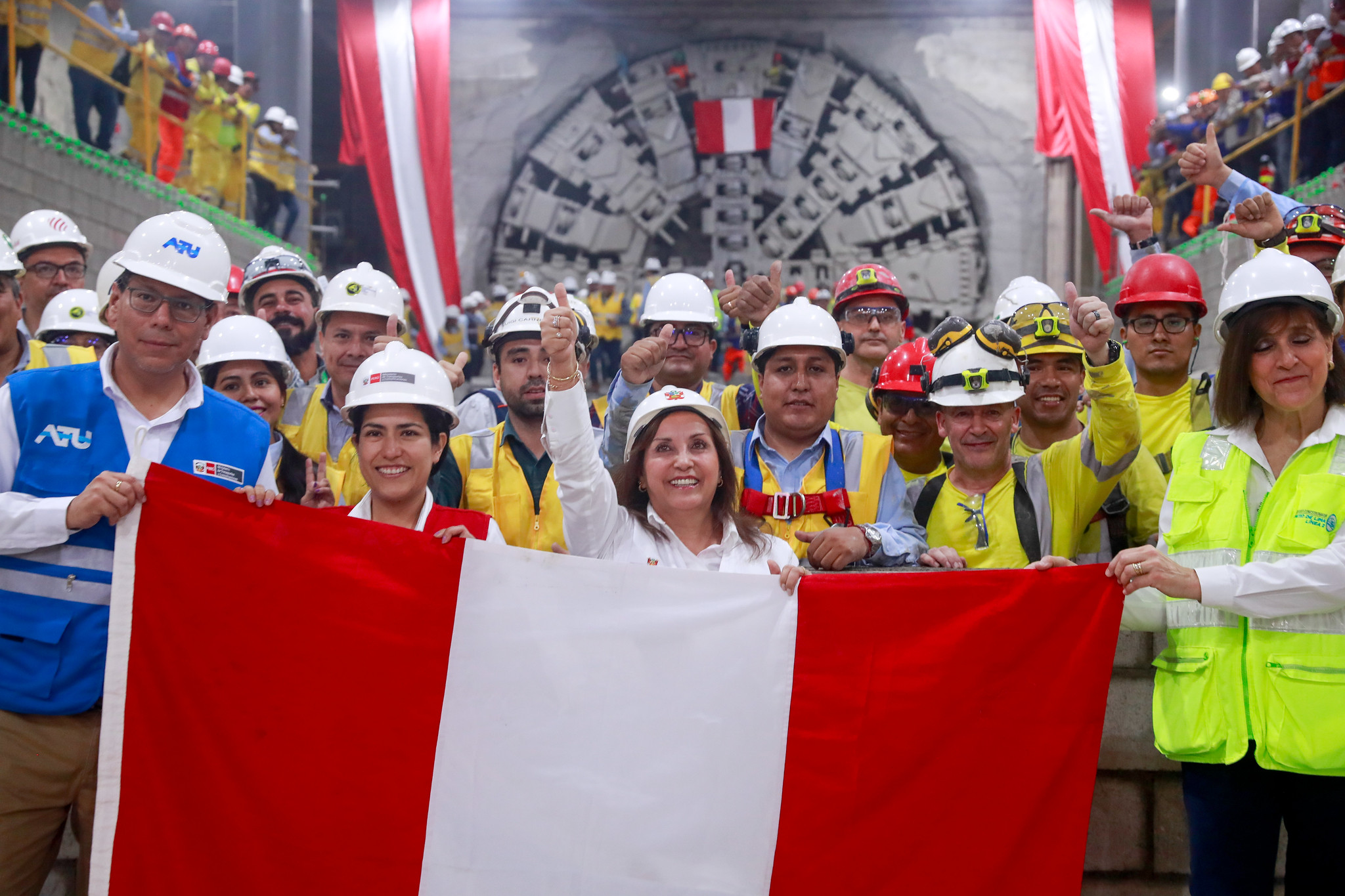 Presidenta Boluarte supervisó el avance de la tuneladora Micaela a la estación Puerto del Callao de la Línea 2 del Metro de Lima
