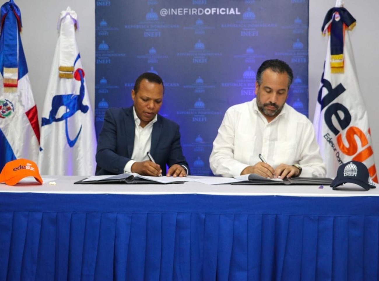 REPÚBLICA DOMINICANA: INEFI y Edesur firman convenio para fomentar el deporte escolar