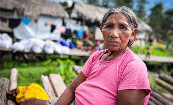 En bote, tractor o por avión: la ayuda humanitaria llega hasta las comunidades indígenas más remotas en Guyana