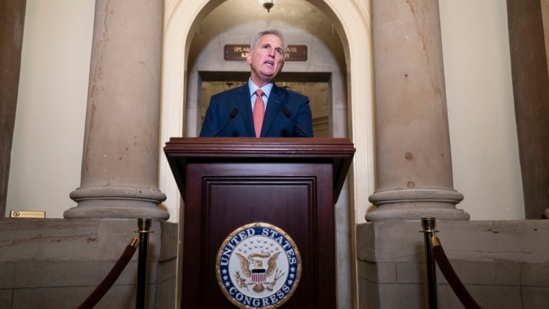 McCarthy: Los legisladores iniciarán investigación de juicio político a Biden
